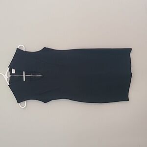 Black Plunge Neck Slim-fitting Dress Size Medium